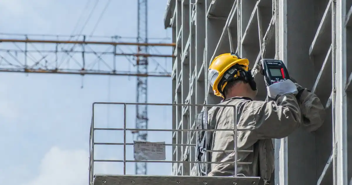 Inspect Horizontal Sunshade Alignment & Projection Tolerance image