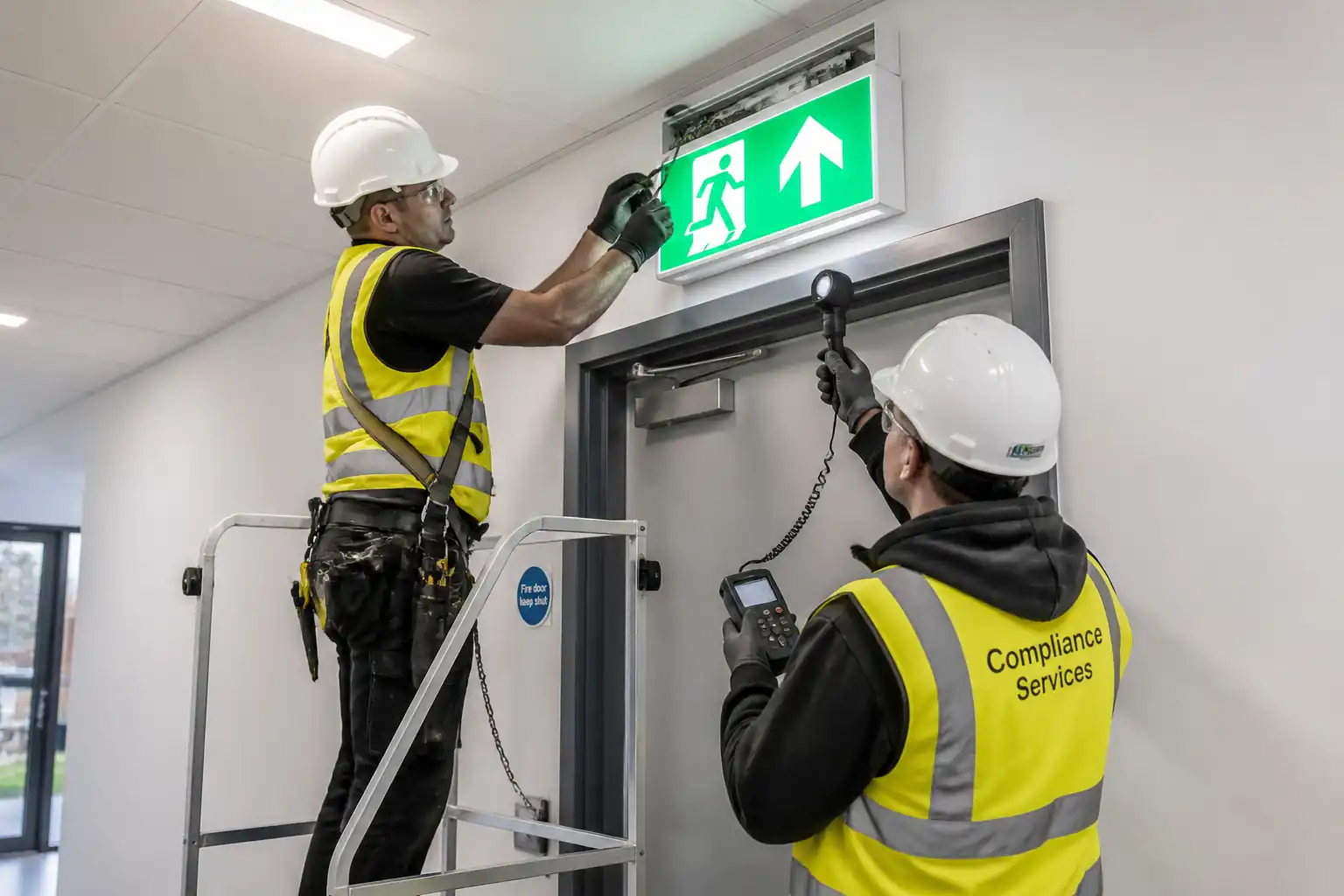 Method Statement – Installation and Commissioning of Exit Signs (Wall/Ceiling Mounted) – Method Statement