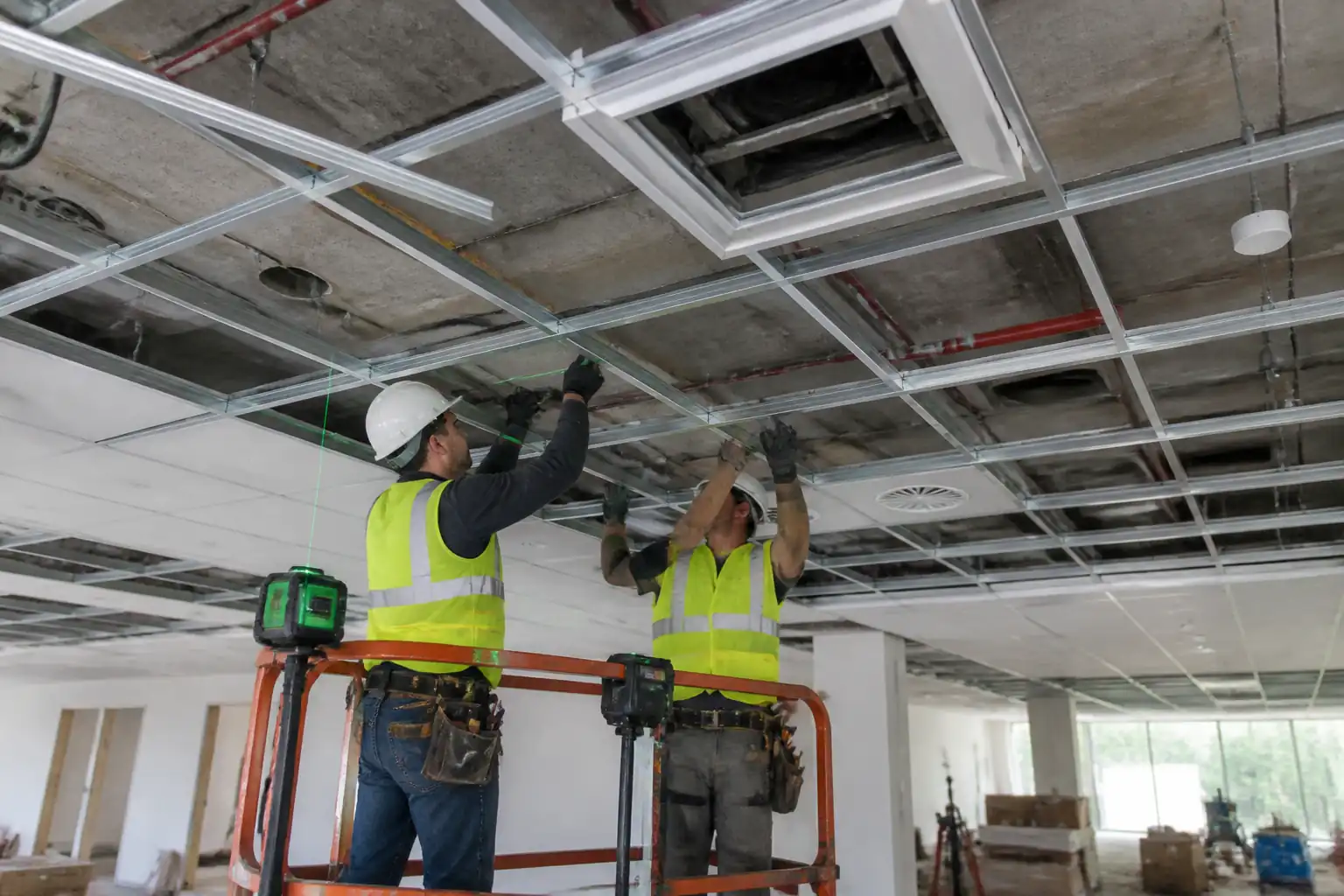 Method Statement: Suspended Ceiling Installation (Grid, Hangers, Tiles, MEP Coordination, Access Panels, QA/QC, Final Alignment) – Method Statement