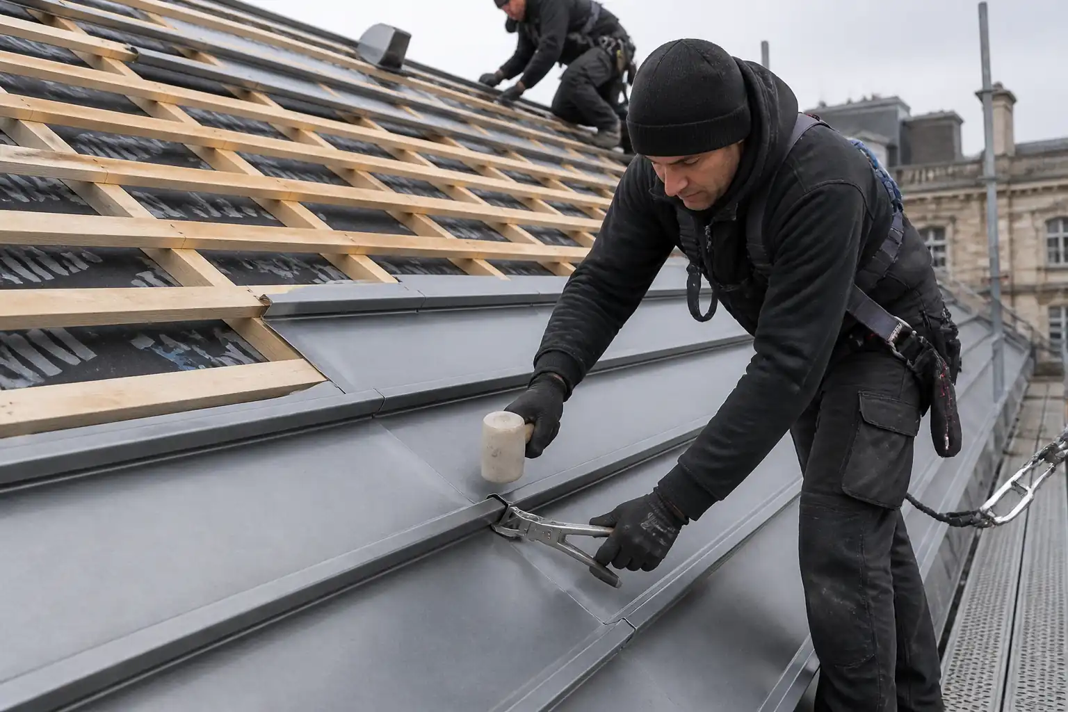 Method Statement: Titanium-Zinc Roll-Cap Architectural Roofing Installation – Method Statement